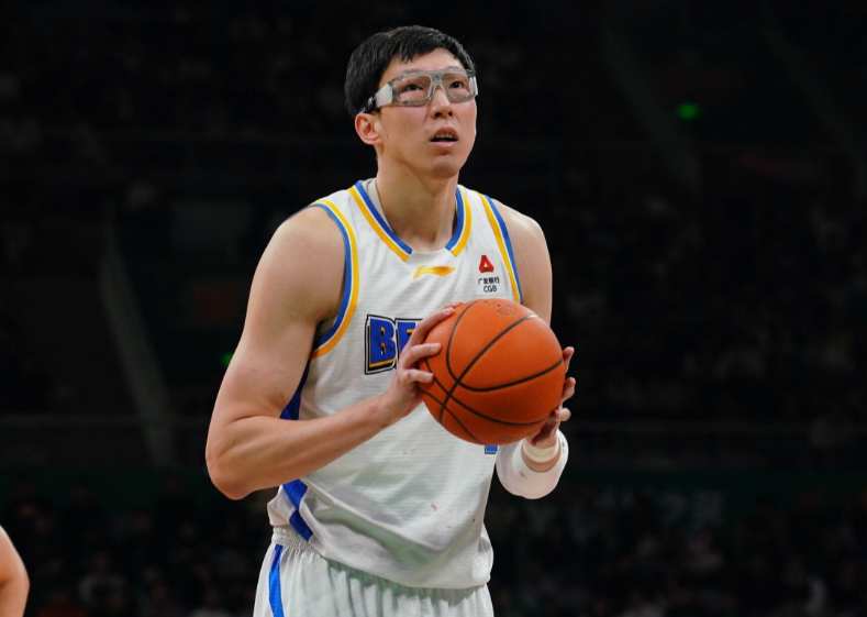 九游官网app下载-北京横扫送广州5连败：翟晓川时隔476天轰两双 杰曼25+7+6三分